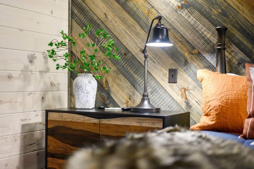 Ember Skye Cabin - 2 Bdr & Bunk Nook/2.5 Bath Broken Bow Dış mekan fotoğraf