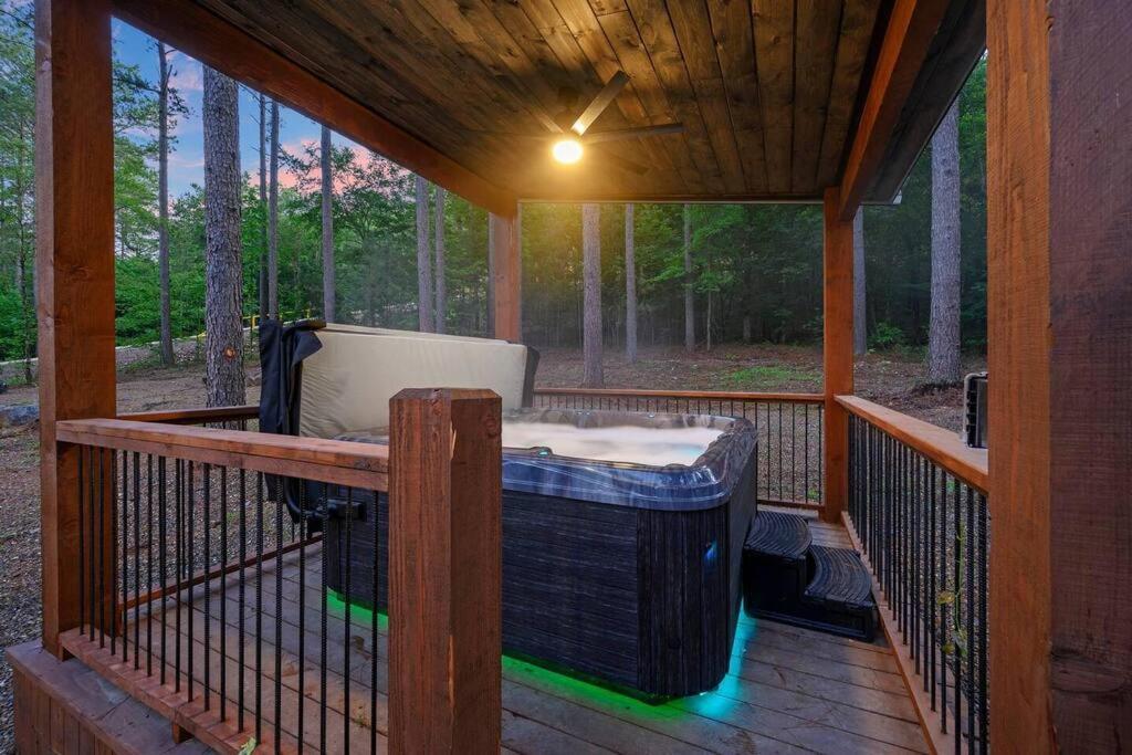 Ember Skye Cabin - 2 Bdr & Bunk Nook/2.5 Bath Broken Bow Dış mekan fotoğraf