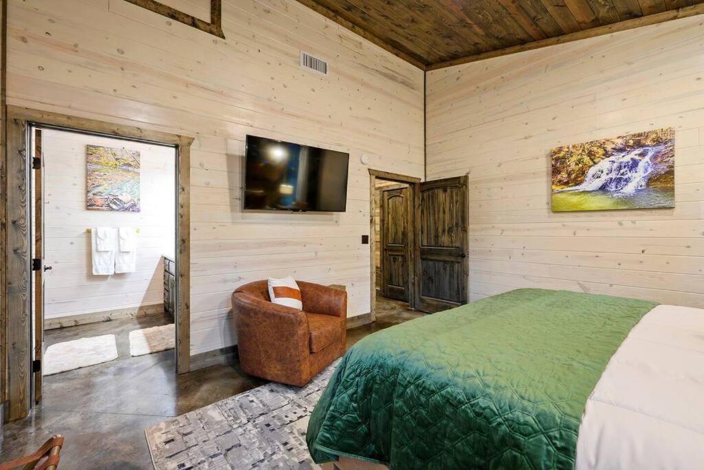 Ember Skye Cabin - 2 Bdr & Bunk Nook/2.5 Bath Broken Bow Dış mekan fotoğraf