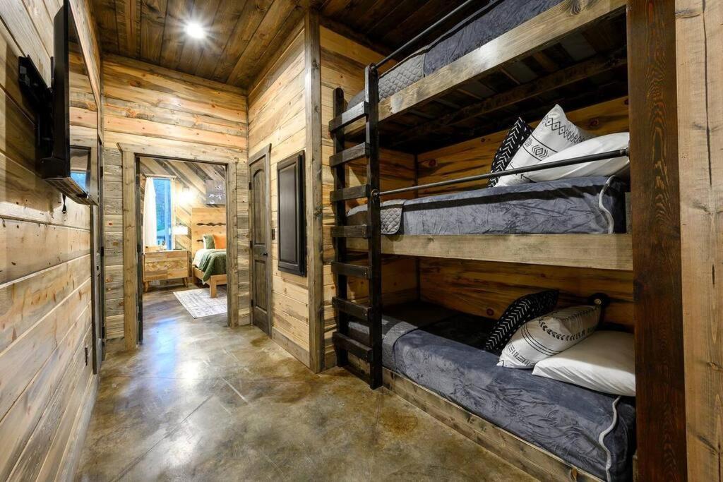 Ember Skye Cabin - 2 Bdr & Bunk Nook/2.5 Bath Broken Bow Dış mekan fotoğraf