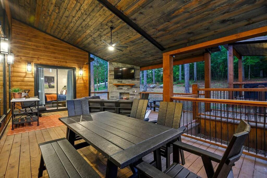 Ember Skye Cabin - 2 Bdr & Bunk Nook/2.5 Bath Broken Bow Dış mekan fotoğraf