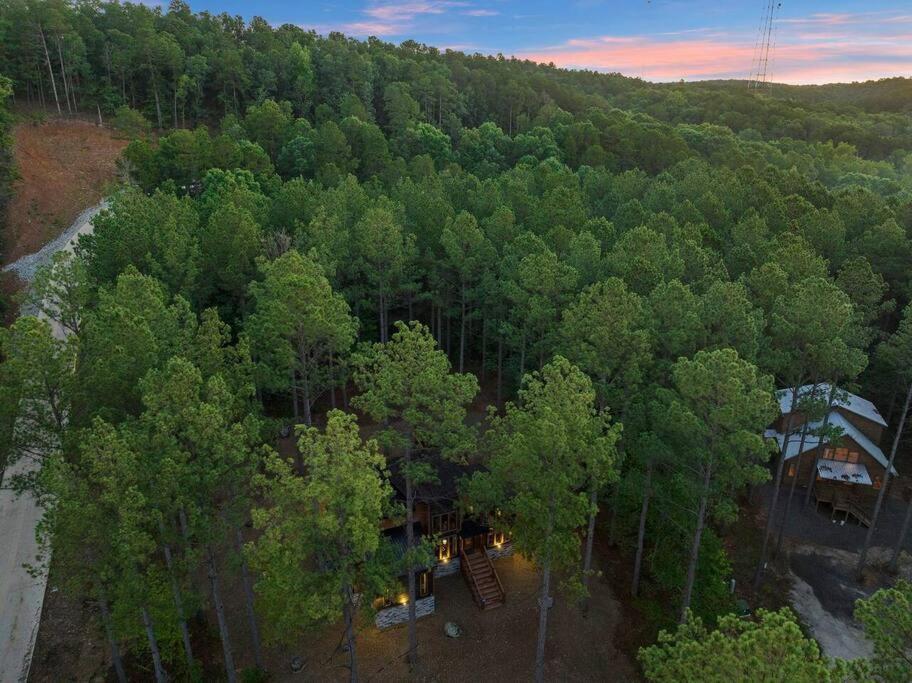 Ember Skye Cabin - 2 Bdr & Bunk Nook/2.5 Bath Broken Bow Dış mekan fotoğraf